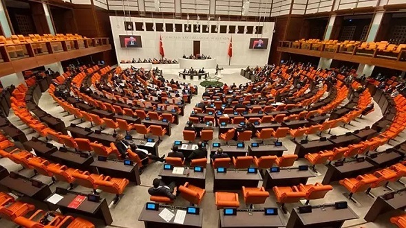 Taşra kariyer mesleklerin özlük dilekçesine 100 bin imza