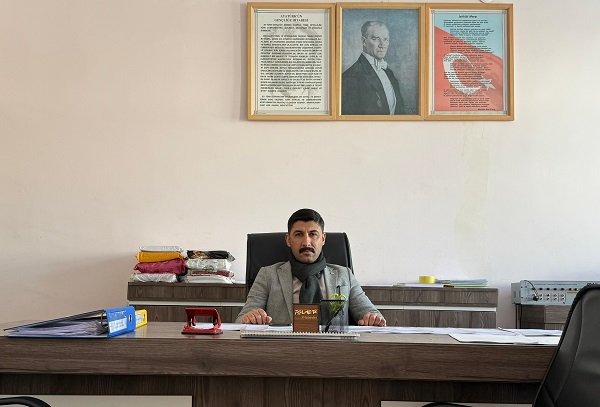 Teoman Aydoğan: Siyasetin İçinden Yükselen Güçlü Bir Lider.